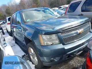 2009 Chevrolet Tahoe LTZ z VIN 1GNFK33009R141488, wystawiony jako IAAI lot #41631492 z przebiegiem 244 780 mil mil oraz . Historia ofert i sprzedaży dostępna na DreamBid. Obrazek 1.