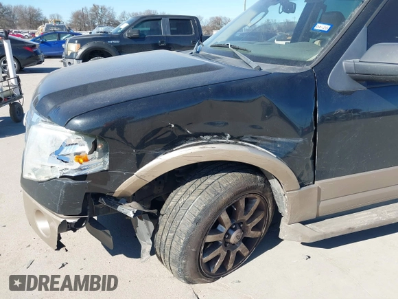 2011 Ford Expedition XLT with VIN 1FMJU1H55BEF25877, listed as a IAAI auction lot 41403624 with 198,558 mi miles and . Bid and sale history available at DreamBid. Image 6.