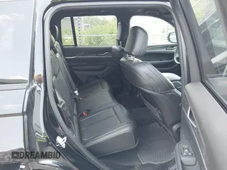 2024 Jeep Grand Cherokee Limited z VIN 1C4RJHBG9RC162492, wystawiony jako IAAI lot #42424937 z przebiegiem 5 939 mil mil oraz . Historia ofert i sprzedaży dostępna na DreamBid. Obrazek 8.