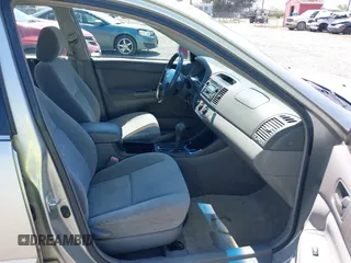 2004 Toyota Camry LE with VIN 4T1BE32K74U365621, listed as a IAAI auction lot 42459170 with 236,485 mi miles and . Bid and sale history available at DreamBid. Image 5.