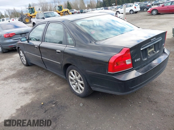 2004 Volvo S80 with VIN YV1TH59HX41349382, listed as a IAAI auction lot 41712062 with 77,124 mi miles. Bid and sale history available at carsss.com. Image 3.