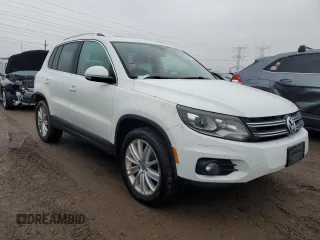 2016 Volkswagen Tiguan R-Line with VIN WVGBV7AX1GW543312, listed as a Copart auction lot 86631444 with 78,335 mi miles and Salvage Title. Bid and sale history available at DreamBid. Image 4.