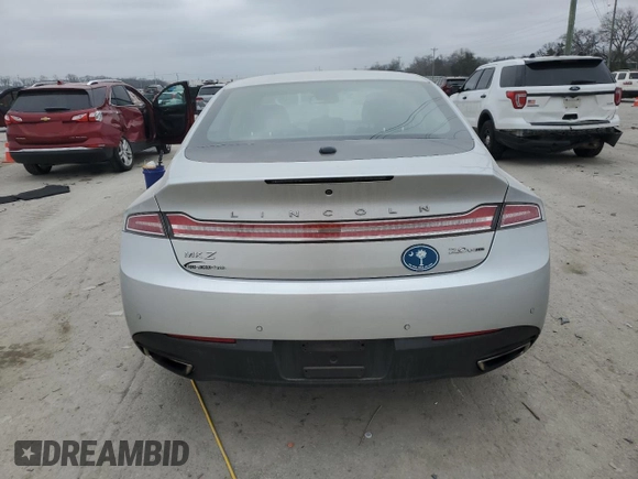 2015 Lincoln MKZ z VIN 3LN6L2G93FR624560, wystawiony jako Copart lot #43999515 z przebiegiem 125 011 mil mil oraz Czysty tytuł • Clean title. Historia ofert i sprzedaży dostępna na DreamBid. Obrazek 6.