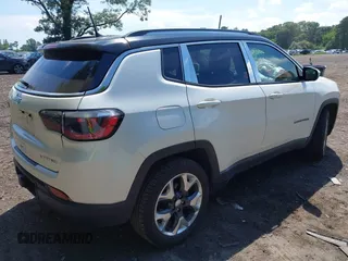 2018 Jeep Compass Limited z VIN 3C4NJDCB0JT329700, wystawiony jako IAAI lot #42728056 z przebiegiem 63 214 mil mil oraz . Historia ofert i sprzedaży dostępna na DreamBid. Obrazek 4.