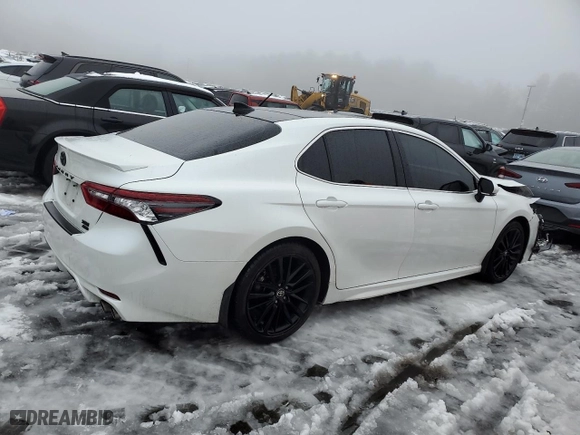 2023 Toyota Camry XSE with VIN 4T1K61BK4PU103741, listed as a Copart auction lot 44720165 with 33,175 mi miles and Salvage Title. Bid and sale history available at carsss.com. Image 3.