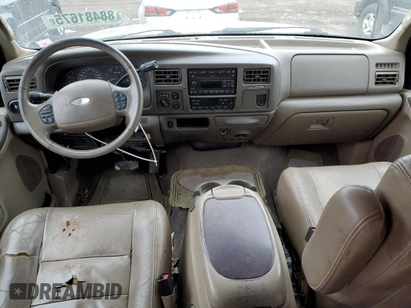 2003 Ford Excursion Limited z VIN 1FMNU43S53EA80400, wystawiony jako Copart lot #88481675 z przebiegiem 177 274 mil mil oraz Szkody całkowita. Historia ofert i sprzedaży dostępna na DreamBid. Obrazek 8.