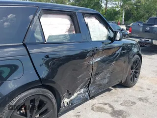 2024 Land Rover Range Rover Sport Dynamic SE with VIN SAL1L9FU3RA420944, listed as a IAAI auction lot 42379575 with 9,959 mi miles and . Bid and sale history available at DreamBid. Image 6.