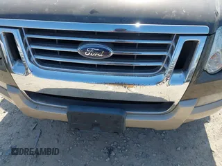 2008 Ford Explorer Eddie Bauer with VIN 1FMEU74828UA51471, listed as a IAAI auction lot 41770347 with 152,446 mi miles. Bid and sale history available at carsss.com. Image 6.