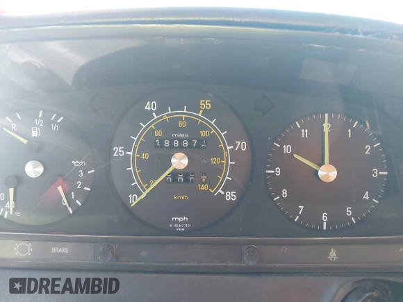 1981 Mercedes-Benz 300 with VIN WDBAB93A4BN004161, listed as a IAAI auction lot 41290568 with 18,887 mi miles and . Bid and sale history available at DreamBid. Image 7.