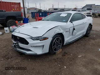2022 Ford Mustang GT with VIN 1FA6P8CF5N5106237, listed as a IAAI auction lot 41515084 with 31,498 mi miles. Bid and sale history available at carsss.com. Image 2.