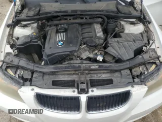 2007 BMW 3 Series 328i with VIN WBAVA37577NL15653, listed as a Copart auction lot 58705125 with 189,255 mi miles and Salvage title. Bid and sale history available at DreamBid. Image 11.
