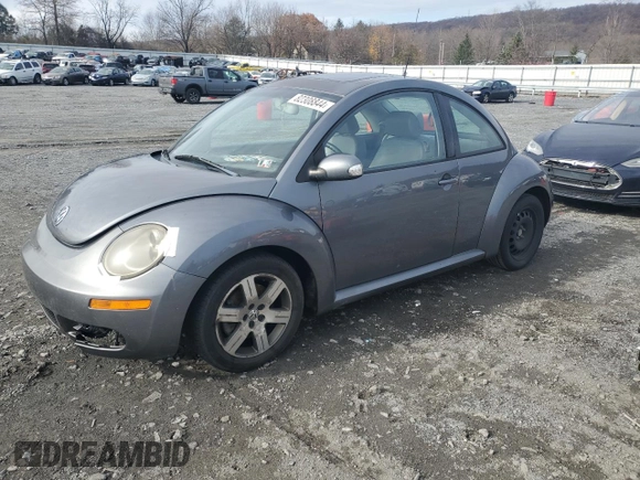 2006 Volkswagen New Beetle Coupe with VIN 3VWRW31C06M403608, listed as a Copart auction lot 82308844 with 125,255 mi miles and Salvage Title. Bid and sale history available at carsss.com. Image 1.