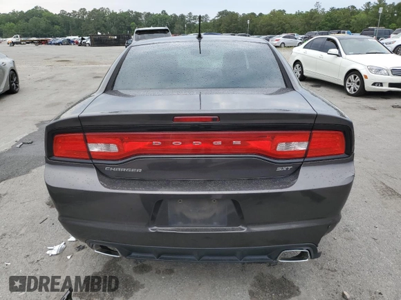 2014 Dodge Charger SXT z VIN 2C3CDXHGXEH261414, wystawiony jako Copart lot #55871705 z przebiegiem 221 000 mil mil oraz Szkoda całkowita • Salvage title. Historia ofert i sprzedaży dostępna na DreamBid. Obrazek 6.