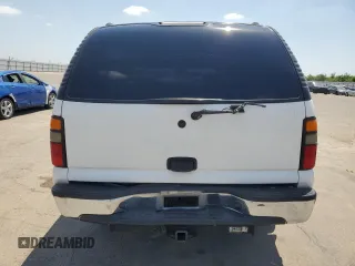 2005 Chevrolet Suburban LS with VIN 3GNEC16Z25G104721, listed as a Copart auction lot 55809235 with 236,590 mi miles and Salvage title. Bid and sale history available at DreamBid. Image 6.