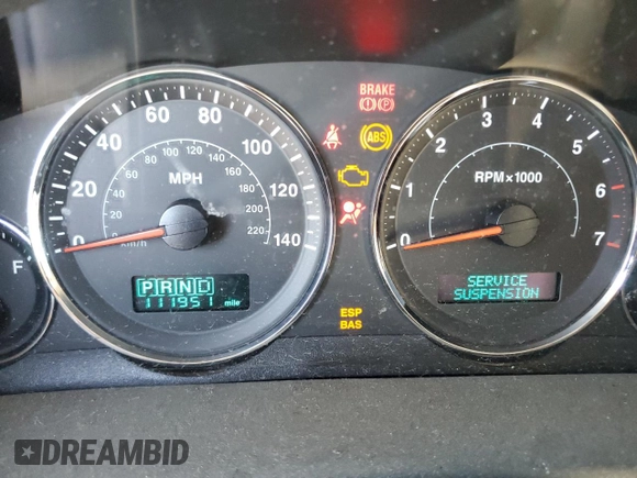 2007 Jeep Commander Limited z VIN 1J8HG58P97C520700, wystawiony jako Copart lot #78788054 z przebiegiem 111 951 mil mil oraz Szkoda całkowita • Salvage title. Historia ofert i sprzedaży dostępna na DreamBid. Obrazek 9.