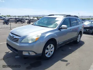 2010 Subaru Outback Prem All-Weather/HK Aud with VIN 4S4BRBFC7A3325526, listed as a IAAI auction lot 42044926 with 256,506 mi miles. Bid and sale history available at carsss.com. Image 17.