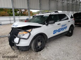 2015 Ford Utility Police Interceptor with VIN 1FM5K8AR3FGA70891, listed as a Copart auction lot 72167424 with 189,196 mi miles and Clean Title. Bid and sale history available at carsss.com. Image 1.