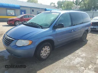 2007 Chrysler Town & Country LX with VIN 2A4GP44R17R352105, listed as a Copart auction lot 55208375 with 171,245 mi miles and Clean Title. Bid and sale history available at DreamBid. Image 1.