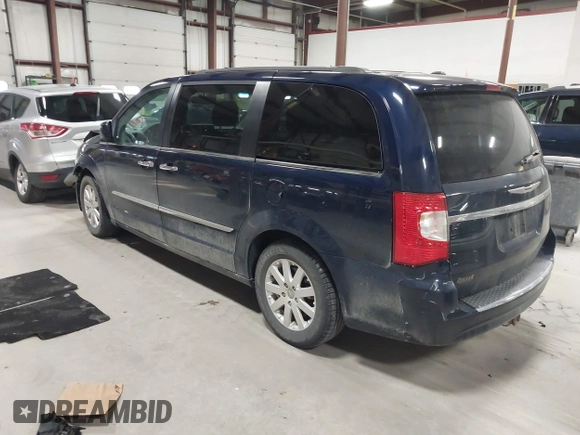 2016 Chrysler Town & Country Touring with VIN 2C4RC1BG2GR305711, listed as a IAAI auction lot 41984947 with 206,360 mi miles. Bid and sale history available at carsss.com. Image 3.