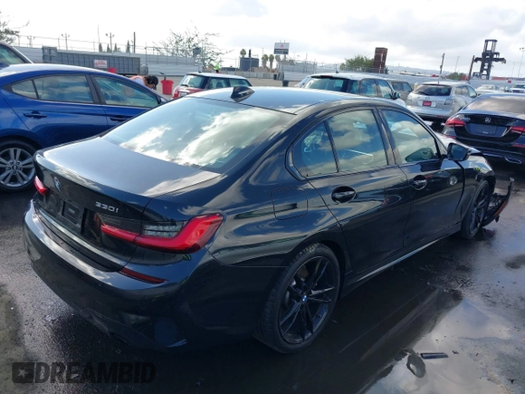 2021 BMW 3 Series 330i with VIN 3MW5R1J01M8B95857, listed as a IAAI auction lot 41522820 with 1 mi miles. Bid and sale history available at carsss.com. Image 4.