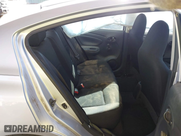 2015 Nissan Versa SV with VIN 3N1CN7AP7FL958280, listed as a IAAI auction lot 41414909 with 93,045 mi miles. Bid and sale history available at carsss.com. Image 8.