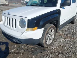 2016 Jeep Patriot High Altitude with VIN 1C4NJPFA0GD640577, listed as a IAAI auction lot 41810147 with 139,423 mi miles and . Bid and sale history available at carsss.com. Image 12.