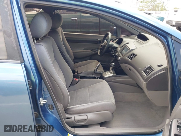 2008 Honda Civic LX с VIN 2HGFA165X8H516987, выставлен на аукционе IAAI как лот 42814617 с пробегом 157 606 миль миль и . История ставок и продаж доступна на DreamBid. Изображение 5.