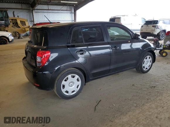 2011 Scion xD z VIN JTKKU4B41B1012233, wystawiony jako Copart lot #48915225 z przebiegiem 79 841 mil mil oraz Szkody całkowita. Historia ofert i sprzedaży dostępna na DreamBid. Obrazek 3.