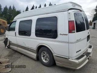 2001 GMC Savana Cargo Van YF7 Upfitter with VIN 1GDFG15R611236484, listed as a Copart auction lot 78820454 with 125,772 mi miles and Salvage Title. Bid and sale history available at carsss.com. Image 2.