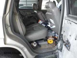 2005 Chevrolet Tahoe Z71 with VIN 1GNEK13T65R233810, listed as a IAAI auction lot 42398713 with Not provided miles and . Bid and sale history available at DreamBid. Image 8.