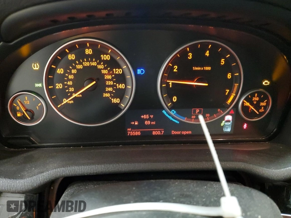 2016 BMW X3 xDrive28i with VIN 5UXWX9C52G0D89513, listed as a Copart auction lot 47055325 with 75,586 mi miles and Salvage Title. Bid and sale history available at DreamBid. Image 9.