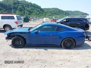 2024 Ford Mustang GT z VIN 1FA6P8CF8R5419756, wystawiony jako IAAI lot #42482363 z przebiegiem 20 480 mil mil oraz . Historia ofert i sprzedaży dostępna na DreamBid. Obrazek 15.
