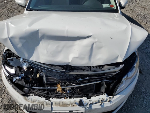 2013 Volkswagen CC R-Line with VIN WVWBP7AN2DE561333, listed as a Copart auction lot 67903454 with 91,378 mi miles and Salvage Title. Bid and sale history available at carsss.com. Image 11.