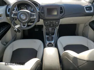 2019 Jeep Compass Latitude with VIN 3C4NJCBB5KT699408, listed as a Copart auction lot 53123705 with 25,403 mi miles and Salvage title. Bid and sale history available at DreamBid. Image 8.