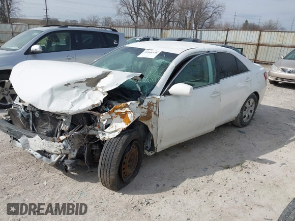 2009 Toyota Camry with VIN 4T4BE46K09R119846, listed as a IAAI auction lot 41808348 with 176,080 mi miles. Bid and sale history available at carsss.com. Image 17.