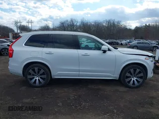 2020 Volvo XC90 Momentum with VIN YV4102PK8L1552784, listed as a IAAI auction lot 41416039 with 53,302 mi miles. Bid and sale history available at carsss.com. Image 13.