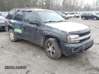 2003 Chevrolet TrailBlazer LS with VIN 1GNDS13S532353056, listed as a IAAI auction lot 41072204 with 255,404 mi miles. Bid and sale history available at carsss.com. Image 1.