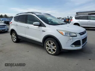 2013 Ford Escape SE with VIN 1FMCU9GX9DUB91582, listed as a Copart auction lot 53540065 with 126,426 mi miles and Clean Title. Bid and sale history available at carsss.com. Image 4.