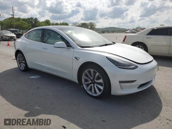 2019 Tesla Model 3 Mid Range z VIN 5YJ3E1EA5KF480188, wystawiony jako Copart lot #53817545 z przebiegiem 121 846 mil mil oraz Szkoda całkowita • Salvage title. Historia ofert i sprzedaży dostępna na DreamBid. Obrazek 4.