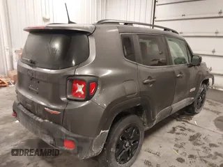 2018 Jeep Renegade Trailhawk with VIN ZACCJBCB7JPG85967, listed as a IAAI auction lot 41611403 with 70,073 mi miles. Bid and sale history available at carsss.com. Image 4.