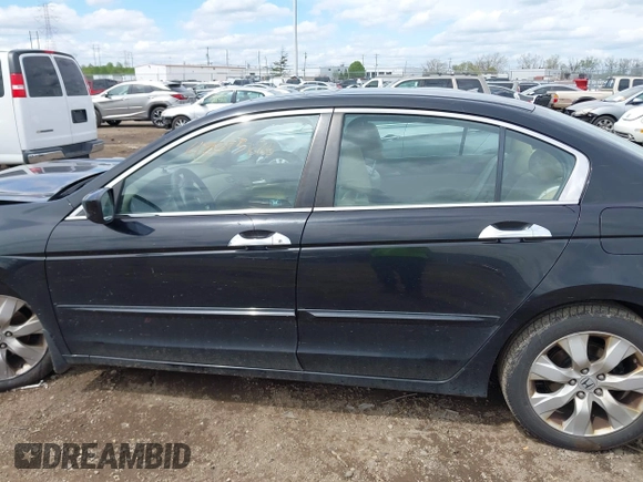2010 Honda Accord EX-L z VIN 1HGCP3F85AA016912, wystawiony jako IAAI lot #42073686 z przebiegiem 210 144 mil mil oraz . Historia ofert i sprzedaży dostępna na DreamBid. Obrazek 15.