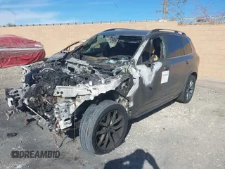 2016 Volvo XC90 T6 Momentum with VIN YV4A22PK7G1077256, listed as a IAAI auction lot 41104690 with 1 mi miles. Bid and sale history available at carsss.com. Image 2.