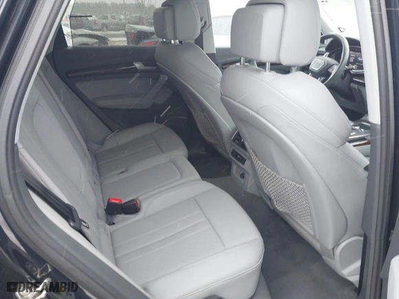 2019 Audi Q5 Premium Plus with VIN WA1BNAFY5K2094343, listed as a IAAI auction lot 41619628 with 64,613 mi miles. Bid and sale history available at carsss.com. Image 8.