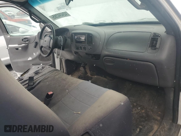 2001 Ford F-150 XL with VIN 2FTPF18Z81CA84228, listed as a Copart auction lot 42434285 with 83,435 mi miles and Salvage title. Bid and sale history available at DreamBid. Image 8.