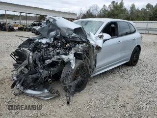 2016 Porsche Cayenne GTS z VIN WP1AD2A29GLA79535, wystawiony jako Copart lot #47463275 z przebiegiem Nie podano mil oraz Szkoda całkowita • Salvage title. Historia ofert i sprzedaży dostępna na DreamBid. Obrazek 1.