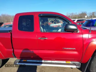 2006 Toyota Tacoma with VIN 5TEUU42N26Z245168, listed as a IAAI auction lot 41477409 with 197,462 mi miles. Bid and sale history available at carsss.com. Image 13.