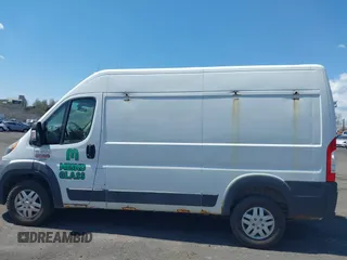 2014 Ram ProMaster Cargo with VIN 3C6TRVCG0EE102123, listed as a IAAI auction lot 42126168 with 202,215 mi miles and . Bid and sale history available at carsss.com. Image 6.
