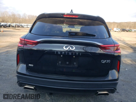 2021 Infiniti QX50 LUXE with VIN 3PCAJ5BB5MF100888, listed as a Copart auction lot 38772593 with 11,440 mi miles. Bid and sale history available at carsss.com. Image 6.