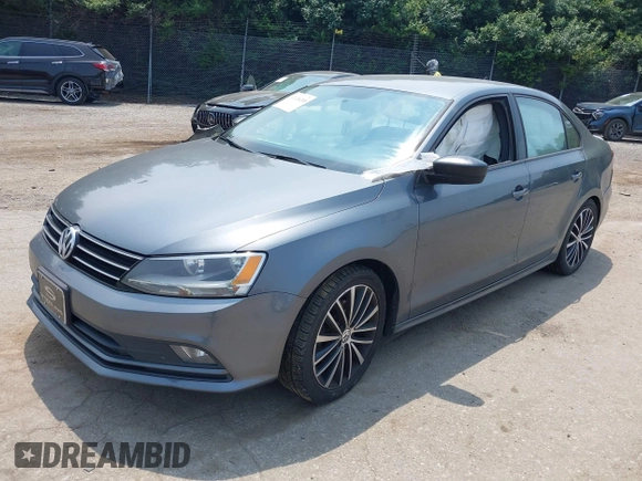 2015 Volkswagen Jetta SE with VIN 3VWD17AJ3FM400653, listed as a IAAI auction lot 42436240 with 149,022 mi miles and . Bid and sale history available at DreamBid. Image 2.