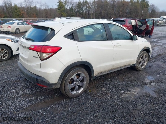 2022 Honda HR-V LX with VIN 3CZRU6H32NM717446, listed as a IAAI auction lot 41085743 with 27,225 mi miles. Bid and sale history available at carsss.com. Image 4.